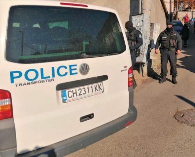 Иззеха над 10 000 евро от мъж, съпричастен към купуване на гласове