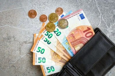 Европейската централна банка видя с 0,3 на сто поскъпване у нас заради еврото