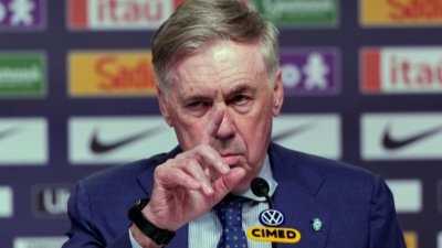 Татко Карло остава селекционер на Бразилия до следващото световно