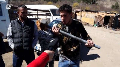 Масово меле с враждуващи роми - трима са ранени, хванаха 7
