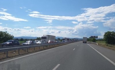 Отварят за движение ремонтирания участък на "Тракия" 