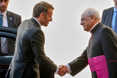 Макрон и папа Лъв XIV се срещат за първи път