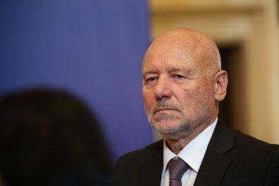 Тагарев: Ако Путин овладее Украйна, следва Европа