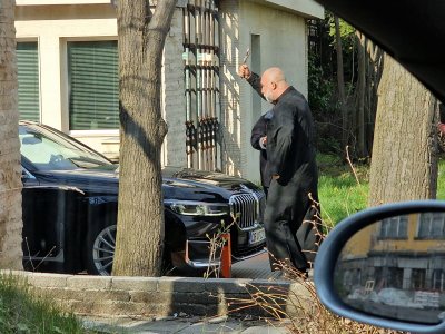 Лудият иподякон: Не съм фалшив! Просто от истината боли 