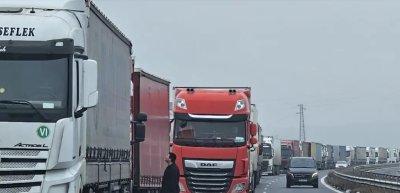 Турски тираджии на протест, нямат баня, тоалетна и храна 