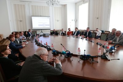 На вота: Следят на всеки 10 минути дали СИК излъчват на живо преброяването 