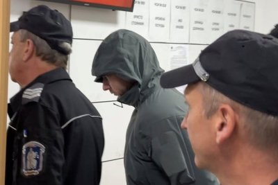 Ето го задържания за детска порнография полицай от Пловдив