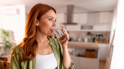 Чаша топла вода носи незаменими ползи за здравето