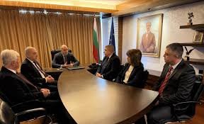 Хората на Радев превръщат "Прогресивна България" в партия 