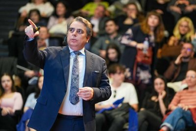 Асен се сопна: Радев лъже, че в листите му няма ДС-агенти