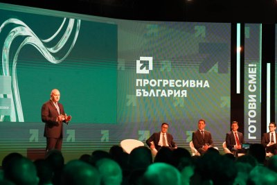 Радев превърна &bdquo;Арена 8888&ldquo; в долнопробна таверна