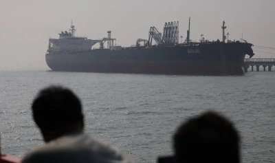 Индия няма да спира руския петрол