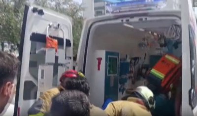 Осмокласник уби четирима и рани 20 в турското училище