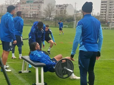 Левски тренира без четирима, подсилва се с още двама испанци