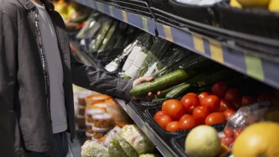 КНСБ представя данни за цените на стоките от малката потребителска кошница