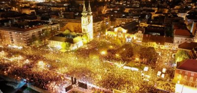 Вижте как Будапеща празнува краха на путиноида Орбан (СНИМКИ)