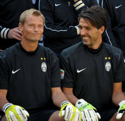 Буфон стада за Манингер, написа сълзливо писмо до него