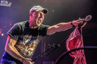 Витков преди съботния си голям концерт: Хайде всички на концерт на Слави, да ви таковам у празните глави!