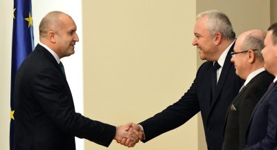 Бомба в Lupa.bg: Радев готов с правителството. Ето ги министрите!