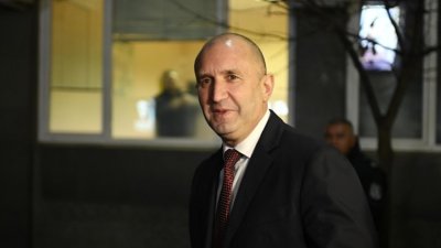 Политолог: Радев ще върне Русия на картата
