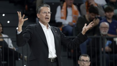 Треньорът на Валенсия е номер 1 в Евролигата