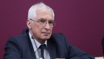Проф. Дуранкев изчисли: Минималната заплата трябва да е поне 645 евро