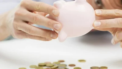 Фалитите на компании намаляват