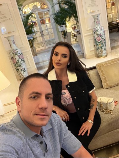 Мара Отварачката пак спря да пее