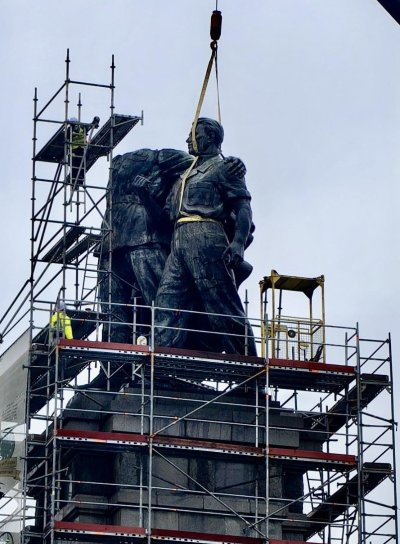 Нова драма с МОЧА 