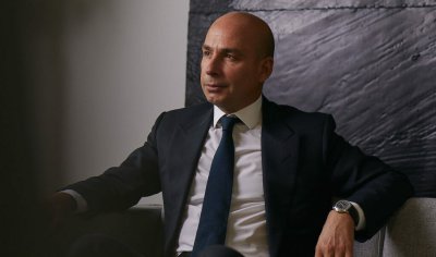 До часове или просто слух: Милиардер поема Левски