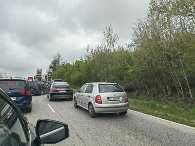 Избягвайте пътя между Шереметя и Велико Търново, ад е! (СНИМКИ)