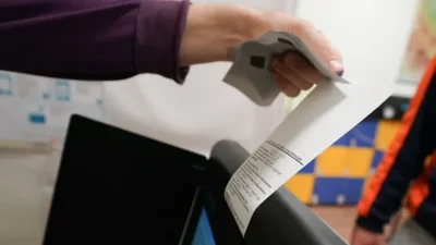 Предават в ЦИК за повторна проверка протоколите на СИК