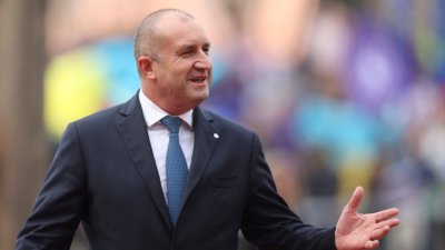 Съкрушителна победа за Радев на изборите, БСП на ръба, ИТН едвам с 1%