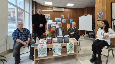 Двойна премиера в град Елин Пелин