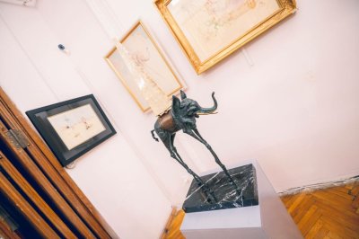 Над 300 творби на Салвадор Дали пристигат у нас