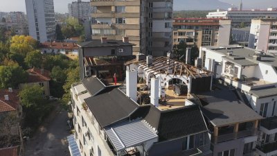 Кой общинар извади 700 бона в евро за имот в "Гео Милев"?