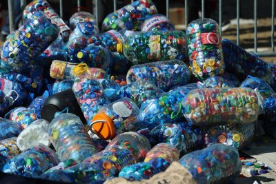 "Капачки за бъдеще" с 18-а голяма акция днес на площад "Батенберг" (СНИМКИ)