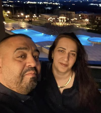 БУТ ШУКАР*: Ромски инфлуенсъри продават палат за 1,1 милиона евро (СНИМКИ)