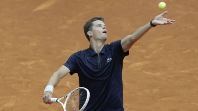 Шампионът си намери майстора 