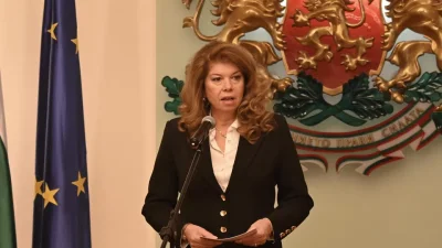 Йотова подписа указа за свикване на Народното събрание