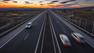 Тежка катастрофа на &bdquo;Тракия&rdquo;, има пострадали