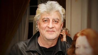 ЩЕДРИЯТ ХЪШ: Сашо Морфов го гонят и от Пловдив, пръснал 200 бона за декори