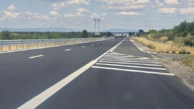 Заради нужда на дете: Глобиха семейство с 526 евро след престой в аварийната лента