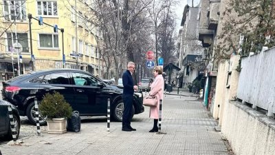Руска връзка: Сгащиха Милошев с Митрофанова в центъра на София 