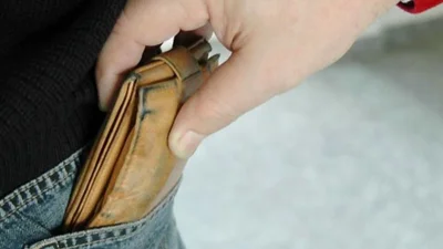 Пазете се от джебчийки, плъзват за Гергьовден