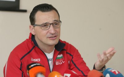 Драган Нешич поема волейболистките на Левски