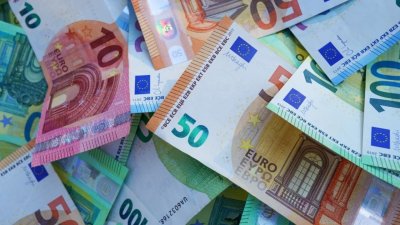 55% от българите вече подкрепят еврото