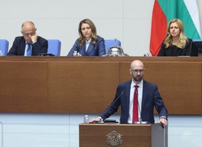 Финансовият министър: Пари има, новият кабинет да определи дълга и дефиците 