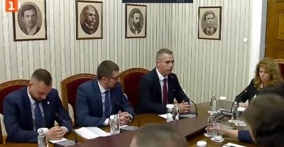 "Възраждане" към Йотова: Топката е у вас - чакаме референдум за връщане на лева (НА ЖИВО)