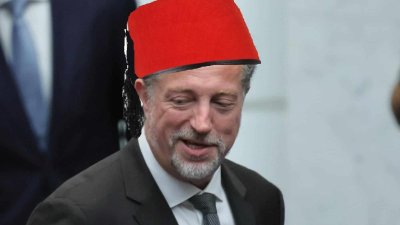 Давайте по-често Иво Анадолския по тв, този ще свали властта за 10 дни
